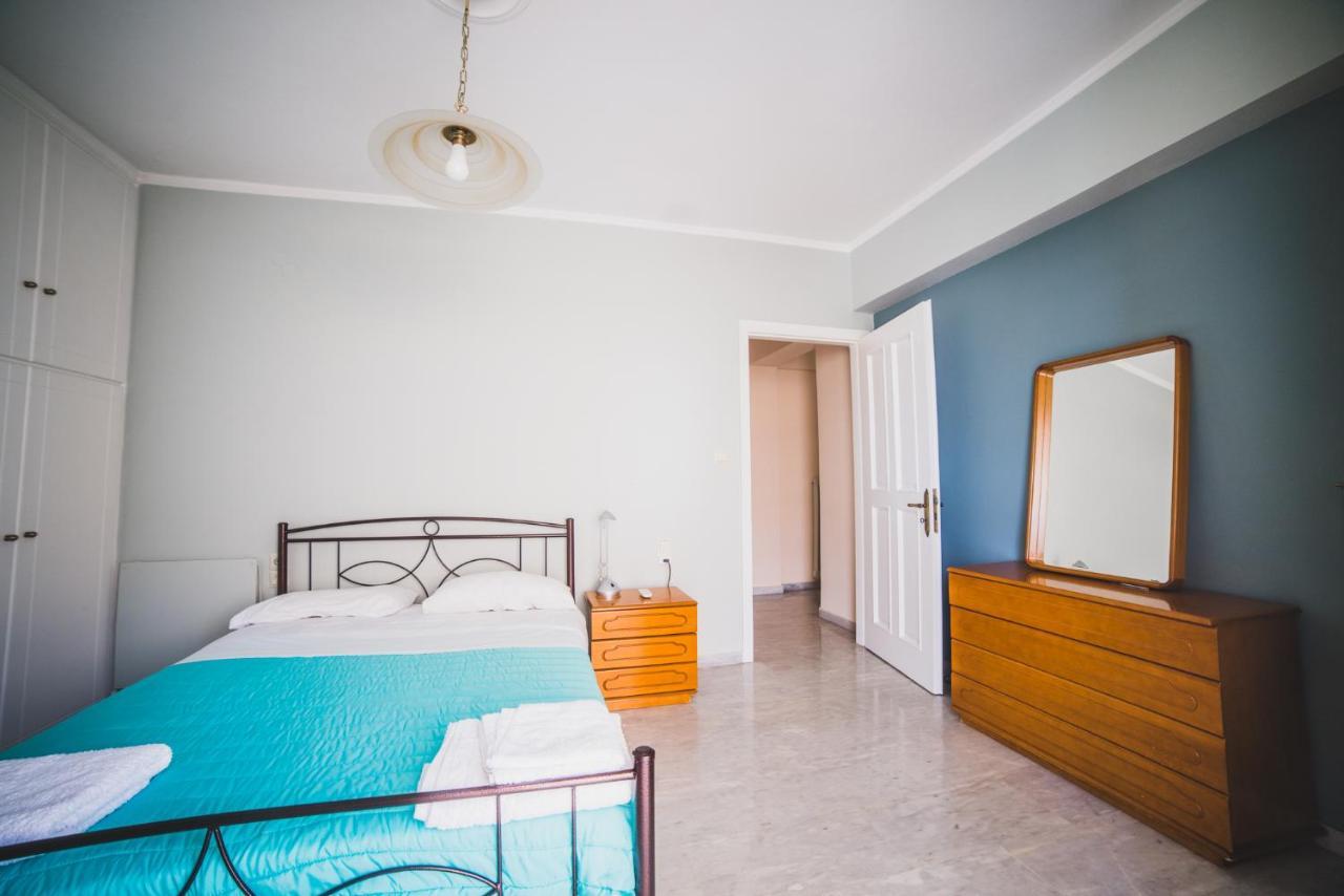 Apartment On Nikaias 5C パトラ エクステリア 写真