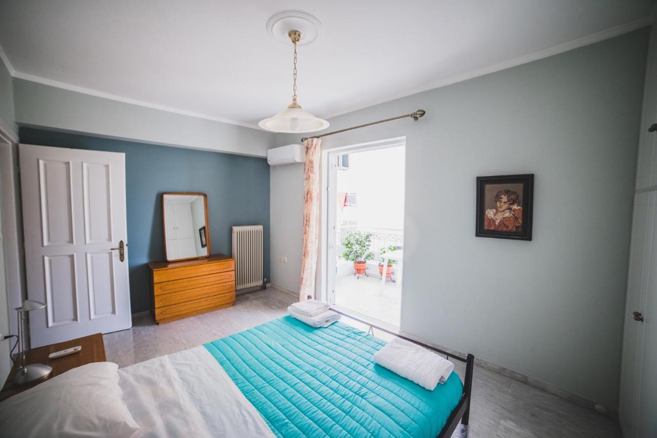 Apartment On Nikaias 5C パトラ エクステリア 写真