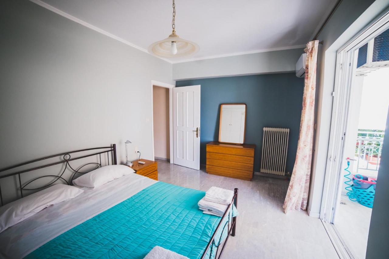 Apartment On Nikaias 5C パトラ エクステリア 写真